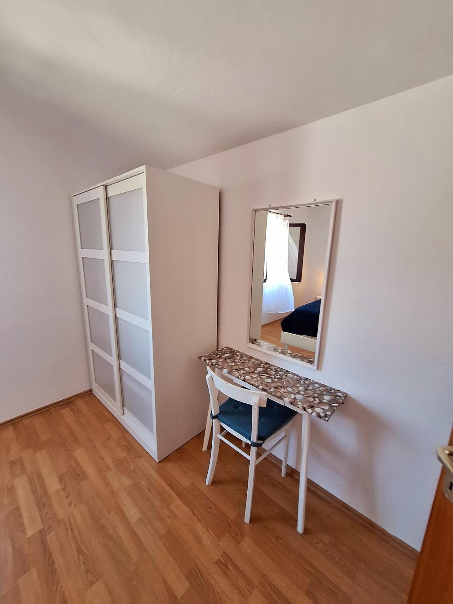 Apartments With A Parking Space Vodice - 7604 Quarto foto